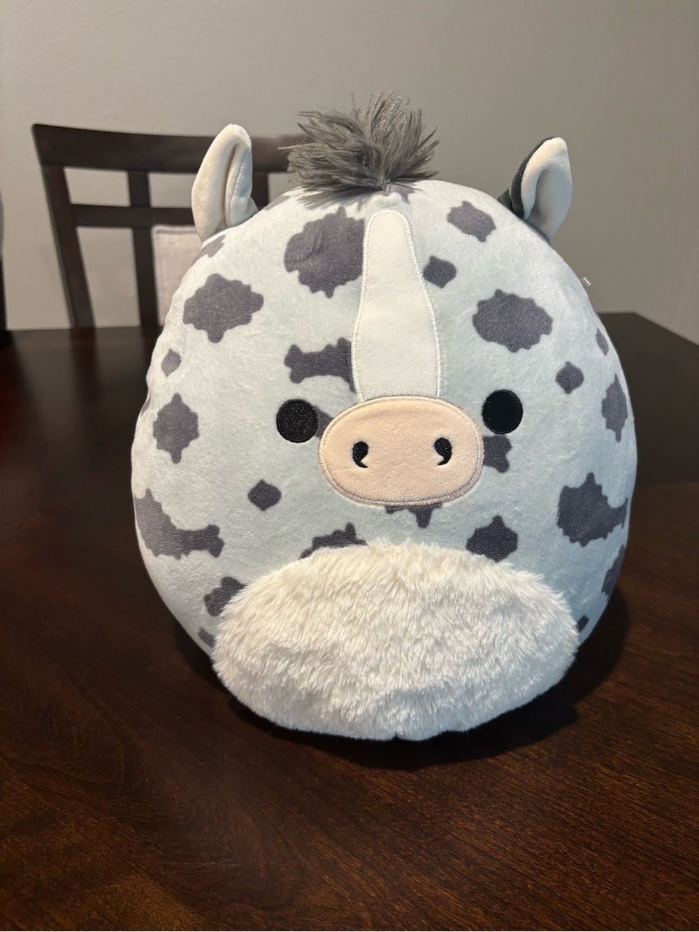 Squishmallows Borsa 16” Gray Spotted Highland Cow Fuzzy Belly Plush